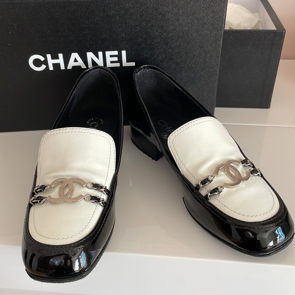 Authentic CC Chanel Black and White Loafers (RARE)